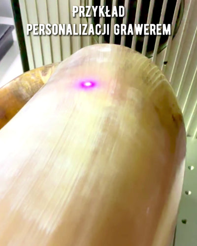 Caneca Esculpida 'Majstersztyk' com possibilidade de personalização por gravação - 5 variantes de cores