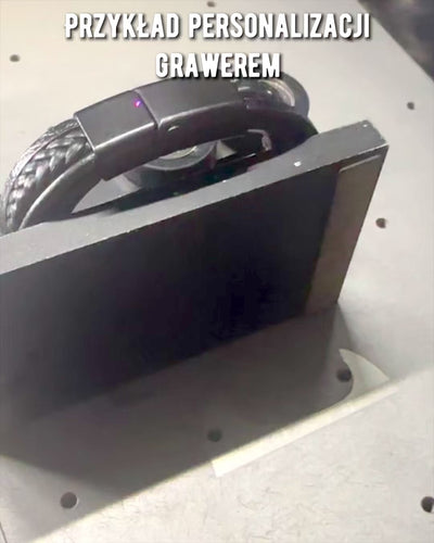 Pulseira "StyleTwist" com Personalização por gravação