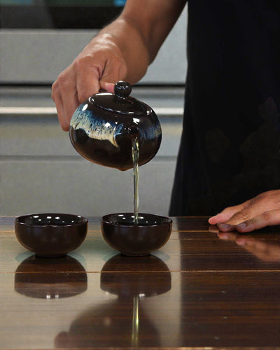 Esmalte Preto – Pequeno Conjunto de Chá com 2 Chávenas