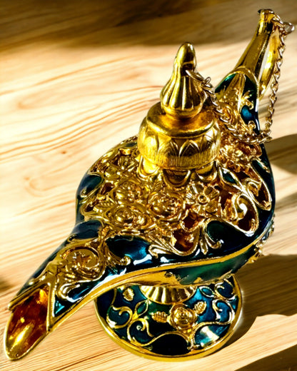Pequena Lâmpada de Aladino Feita à Mão - Artesanato Artístico em Metal para Decoração de Casa, gravura